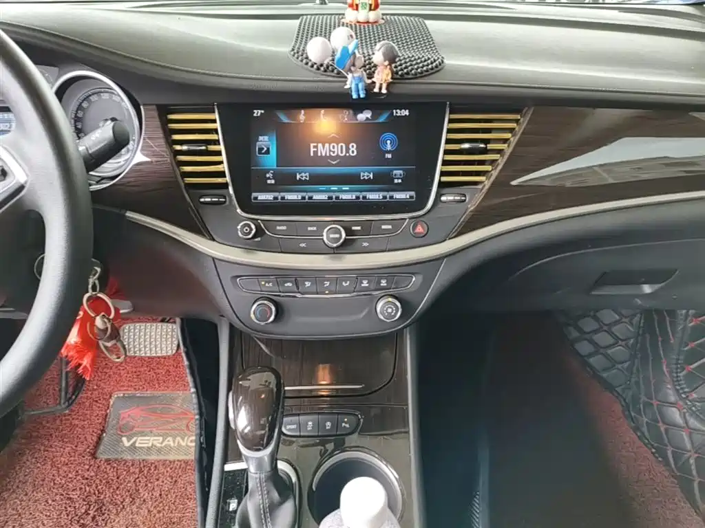Buick Verano 2019 Sedan 20T Dual Clutch Leading фото 13