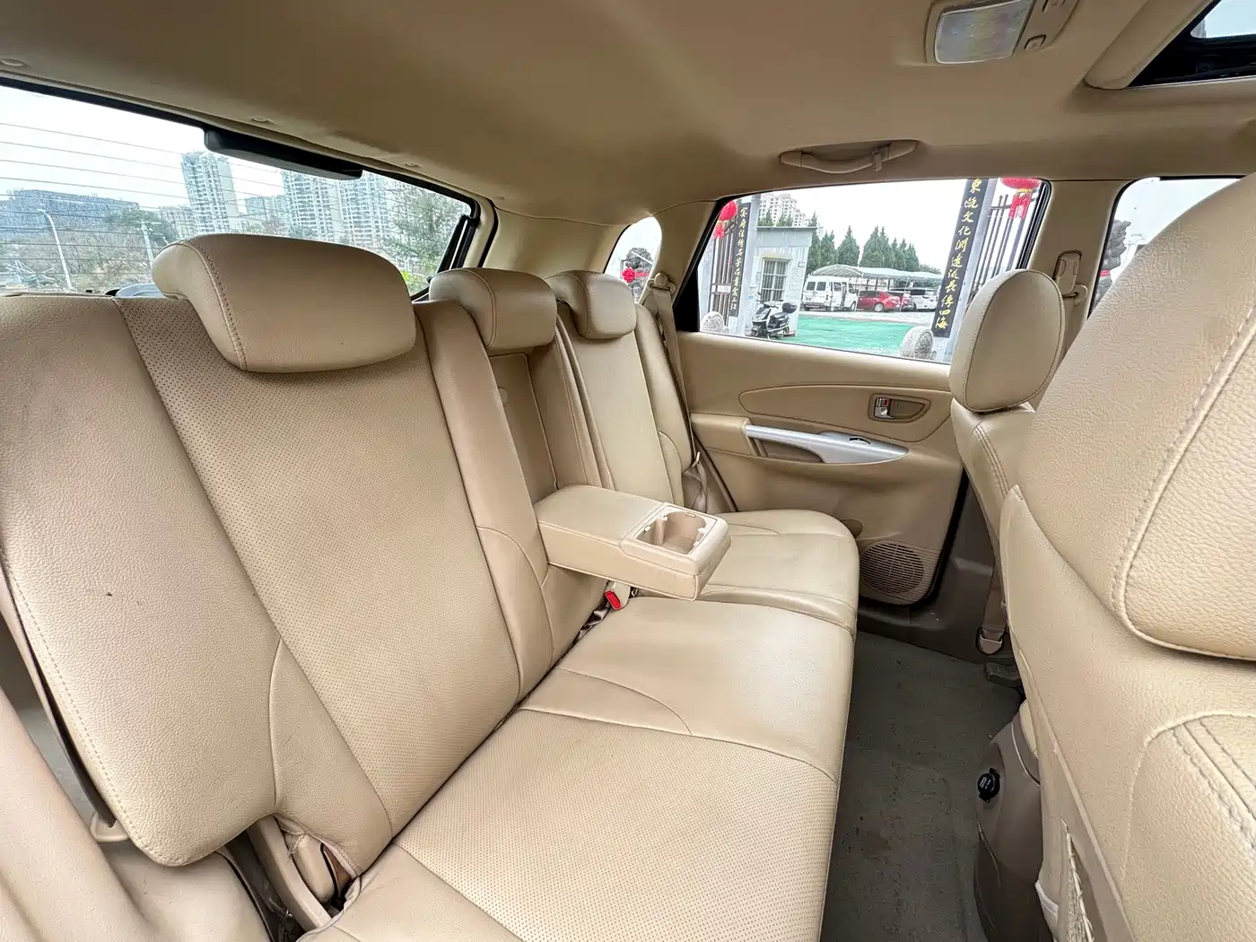 Hyundai Tucson 2013 2.0L Automatic 2WD Comfort фото 14