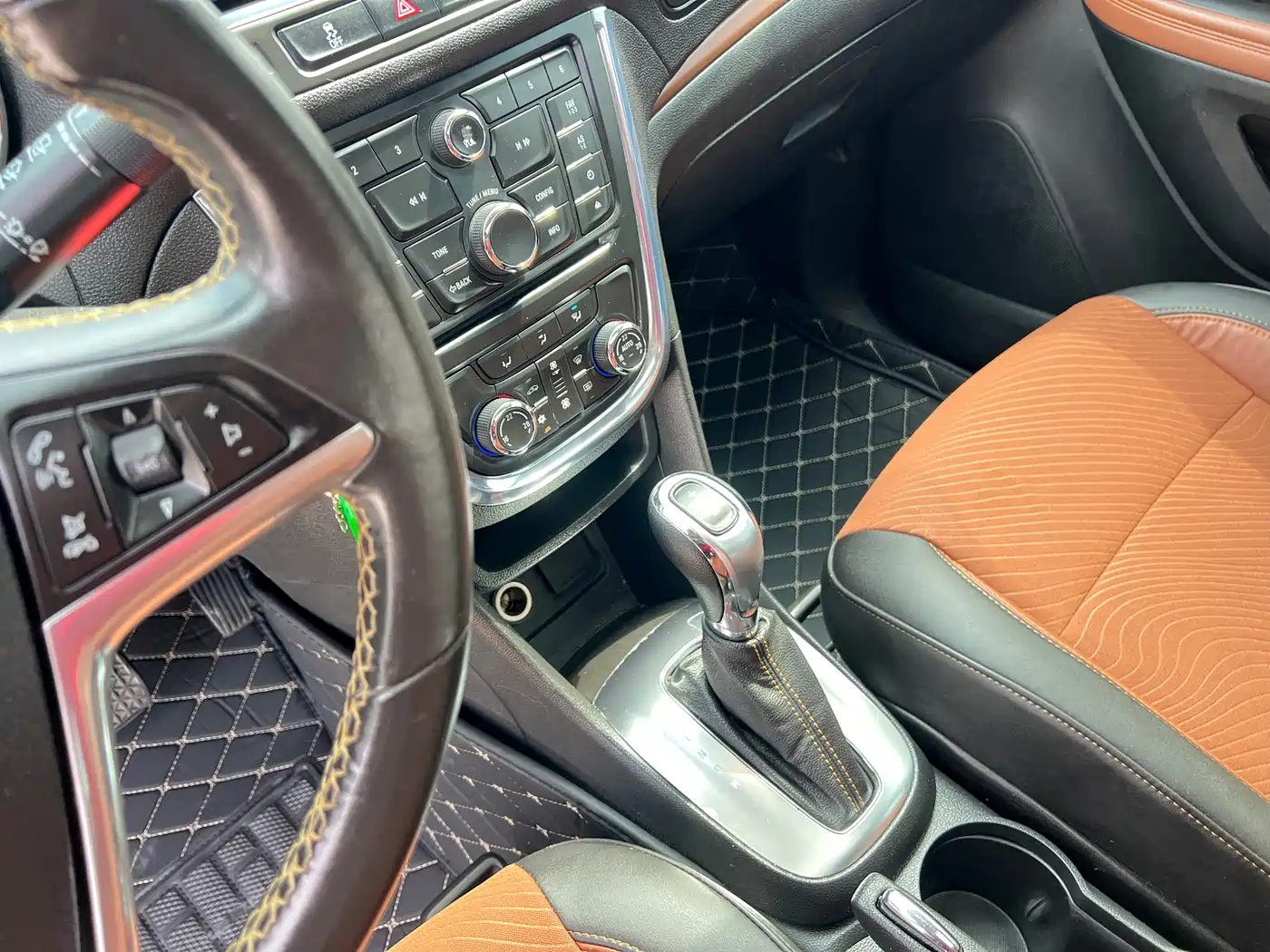 Buick Encore 2013 1.4T Automatic 2WD Leading фото 9
