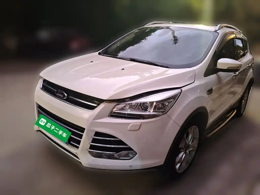 Фото 1 - Ford Kuga