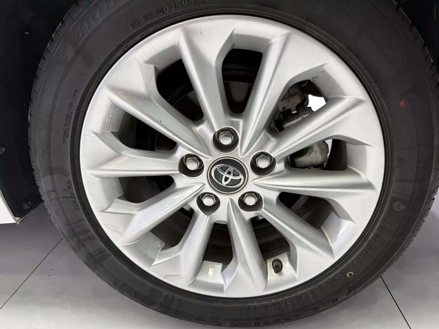 Toyota Corolla 2021 1.2T S-CVT Elite SPORT Edition фото 7