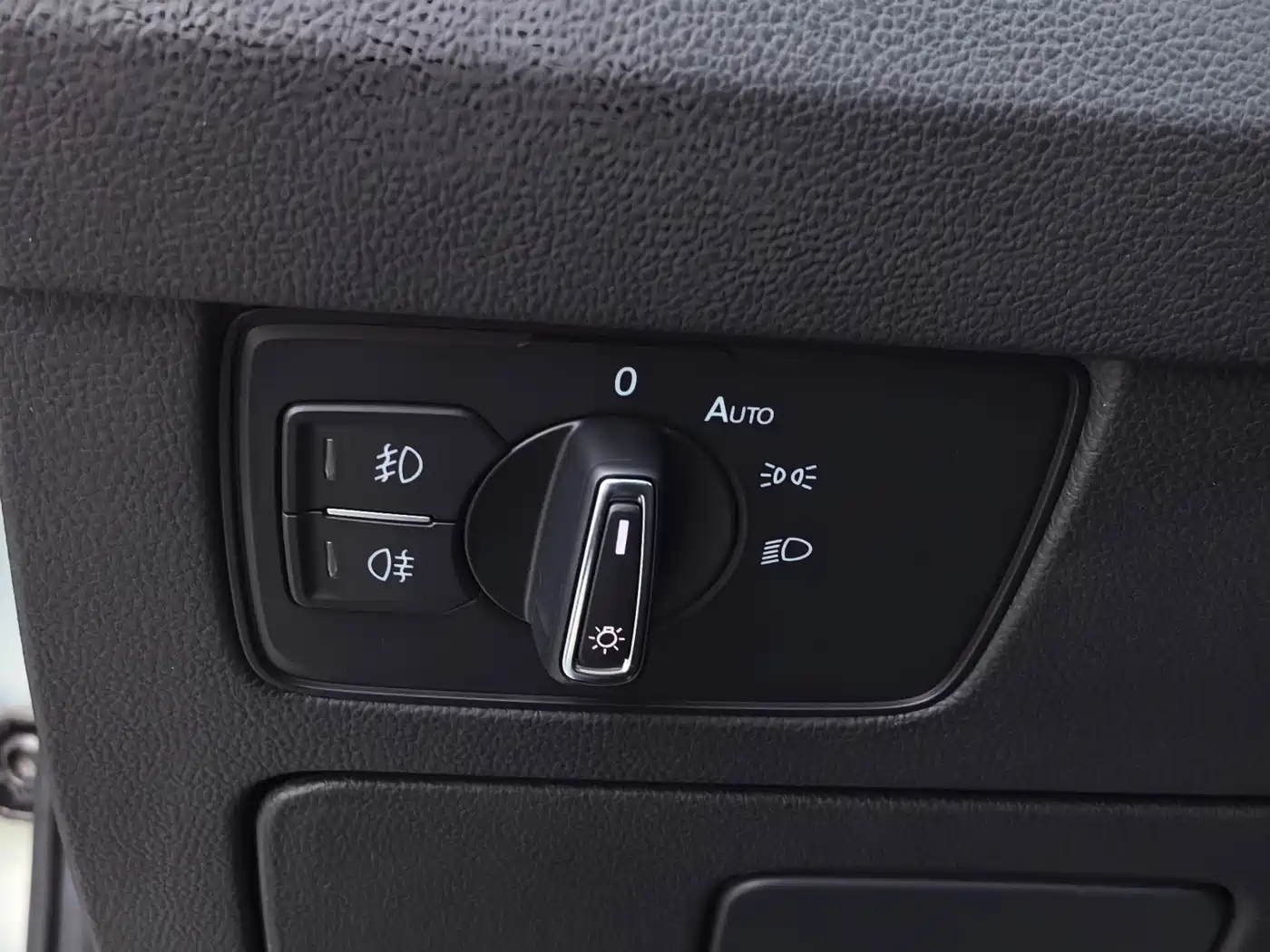Volkswagen Magotan 2020 330TSI DSG Luxury фото 24