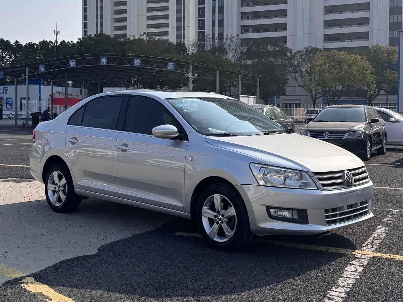Volkswagen Santana 2013 1.6L Automatic Comfort Edition фото 3
