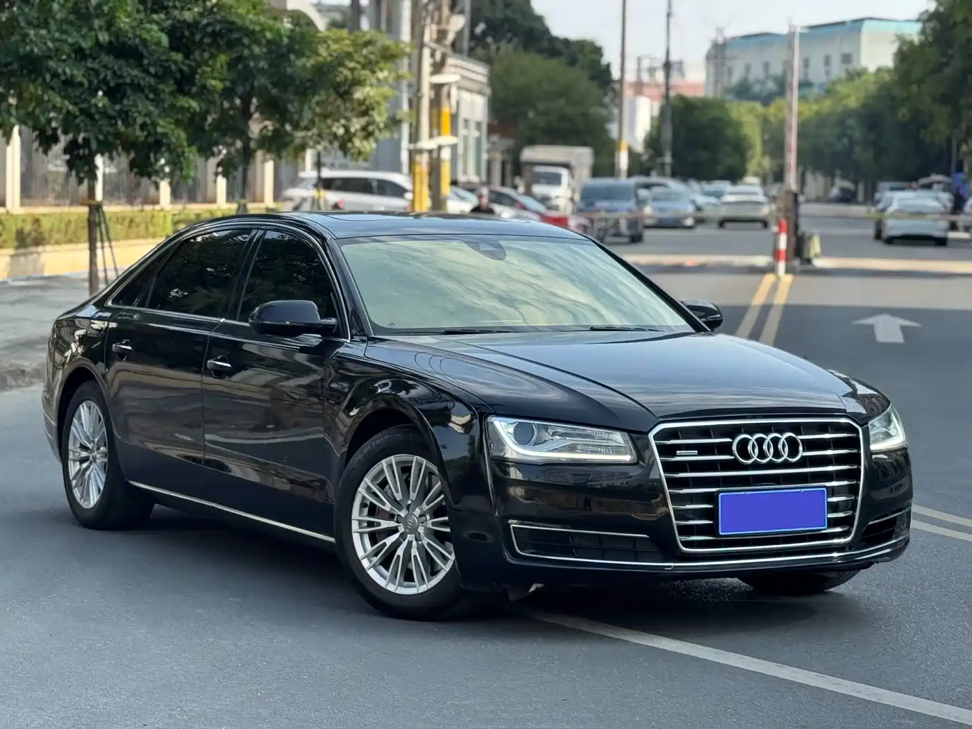 Audi A8 2016 A8L 45 TFSI quattro Fashion фото 3