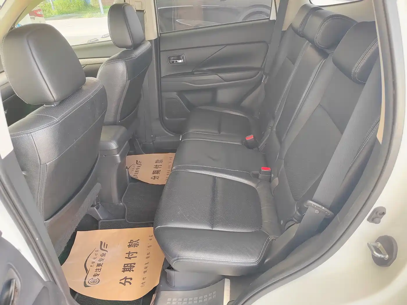 Mitsubishi Outlander (Import) 2013 2014 2.4L 4WD Luxury Value Edition 5-seater