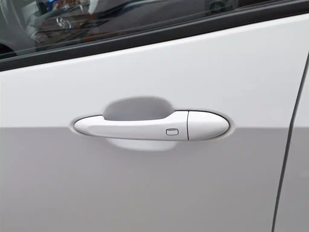 Buick Velite 6 2020 Plug-in Hybrid Connected Smart Edition фото 18