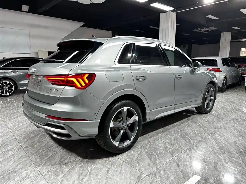 Audi Q3 2023 35 TFSI Fashion Dynamic (1.4T) фото 9