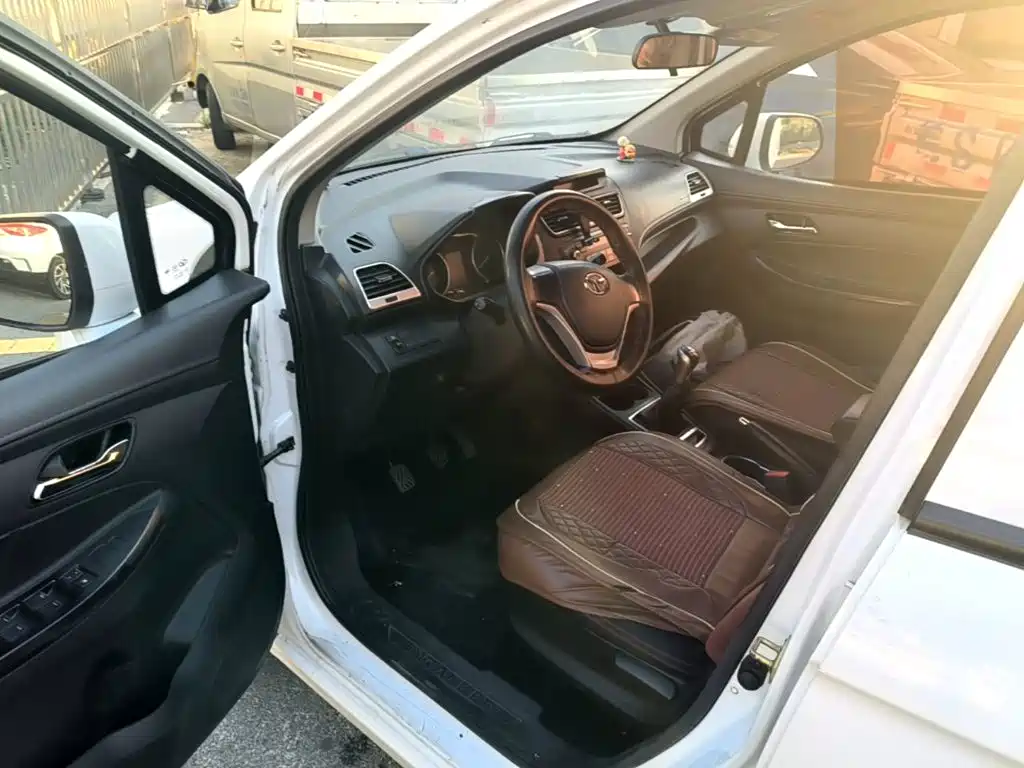 Weichai Yingzhi Enranger 727 2018 2017 1.5L Standard