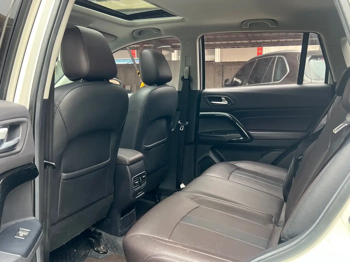 GAC Trumpchi Trumpchi GS4 2018 200T G-DCT 2WD Elite Edition фото 18