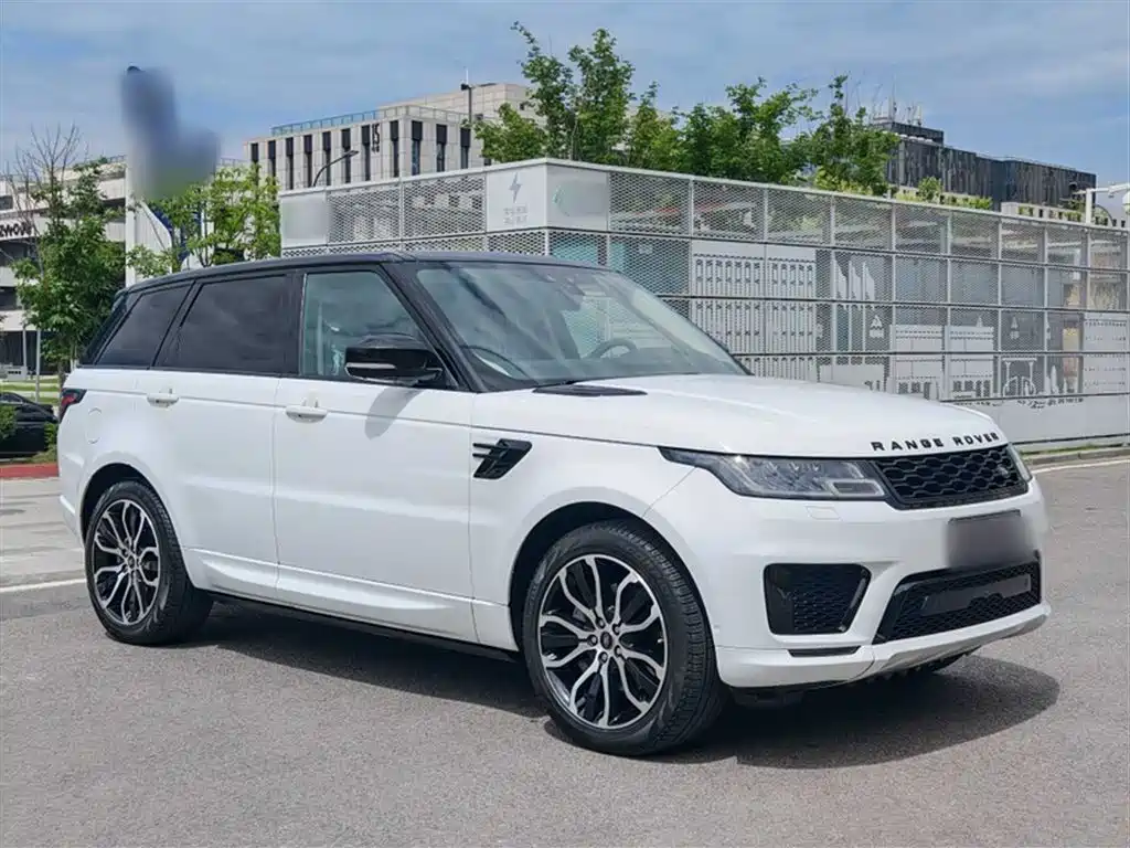Land Rover Range Rover Sport 2021 3.0 L6 Gloss Black Edition фото 6