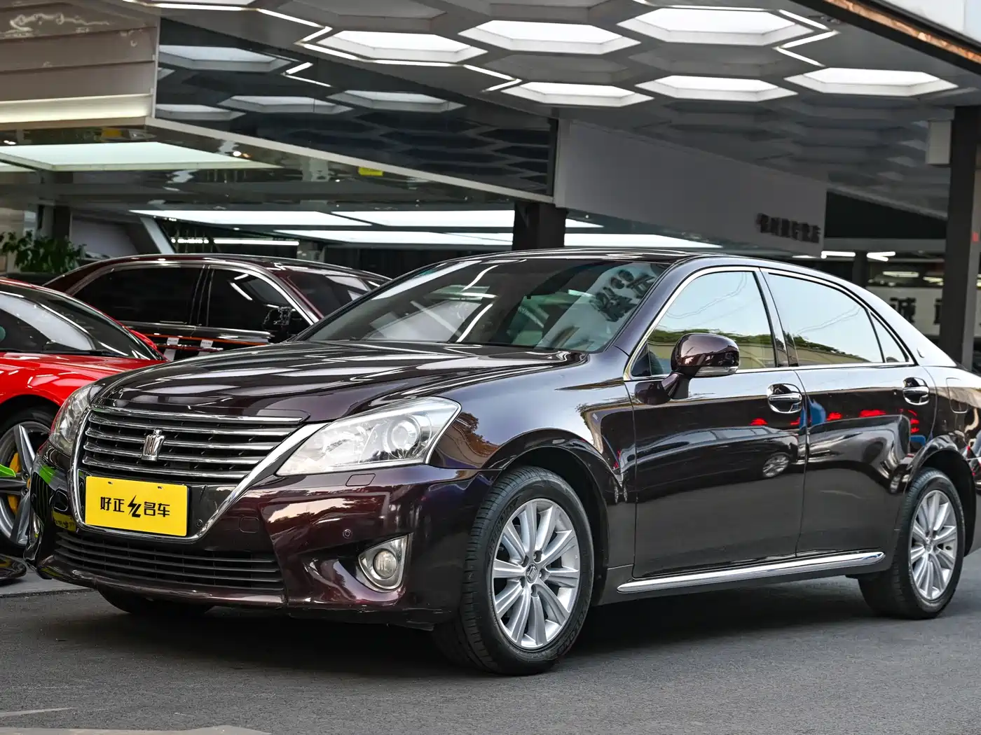 Toyota Crown 2012 2.5L Royal Leather Edition