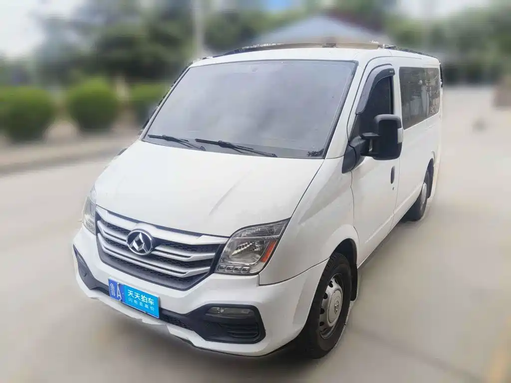 SAIC Maxus Xintu V80 2018 2.5T 6MT Aoyun Short Wheelbase Ultra-Low Roof 5-6 Seater