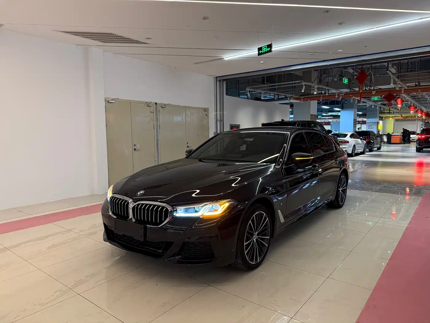 BMW 5 Series 2022 530Li Leading M Sport Package