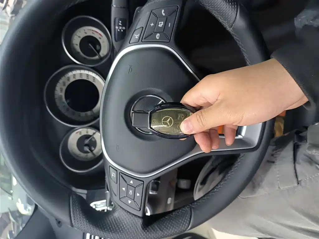 Mercedes-Benz E-Class 2015 E 260 L Sport фото 8