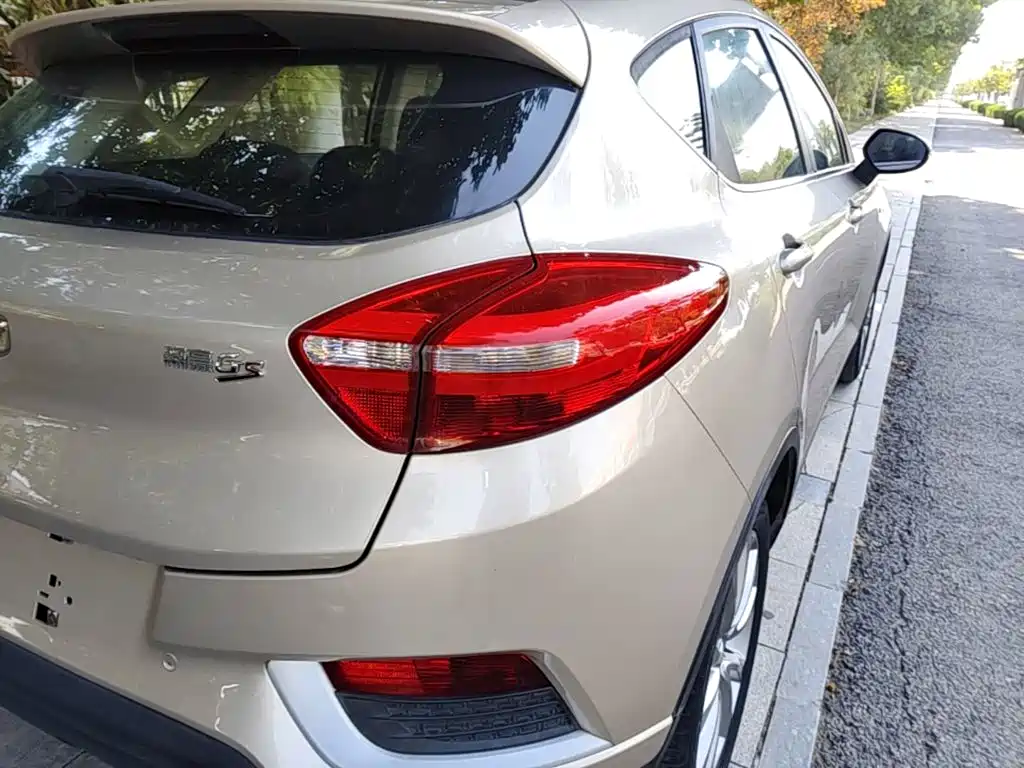 Geely Emgrand GS 2016 2016 Elegance Edition 1.3T Automatic Premium