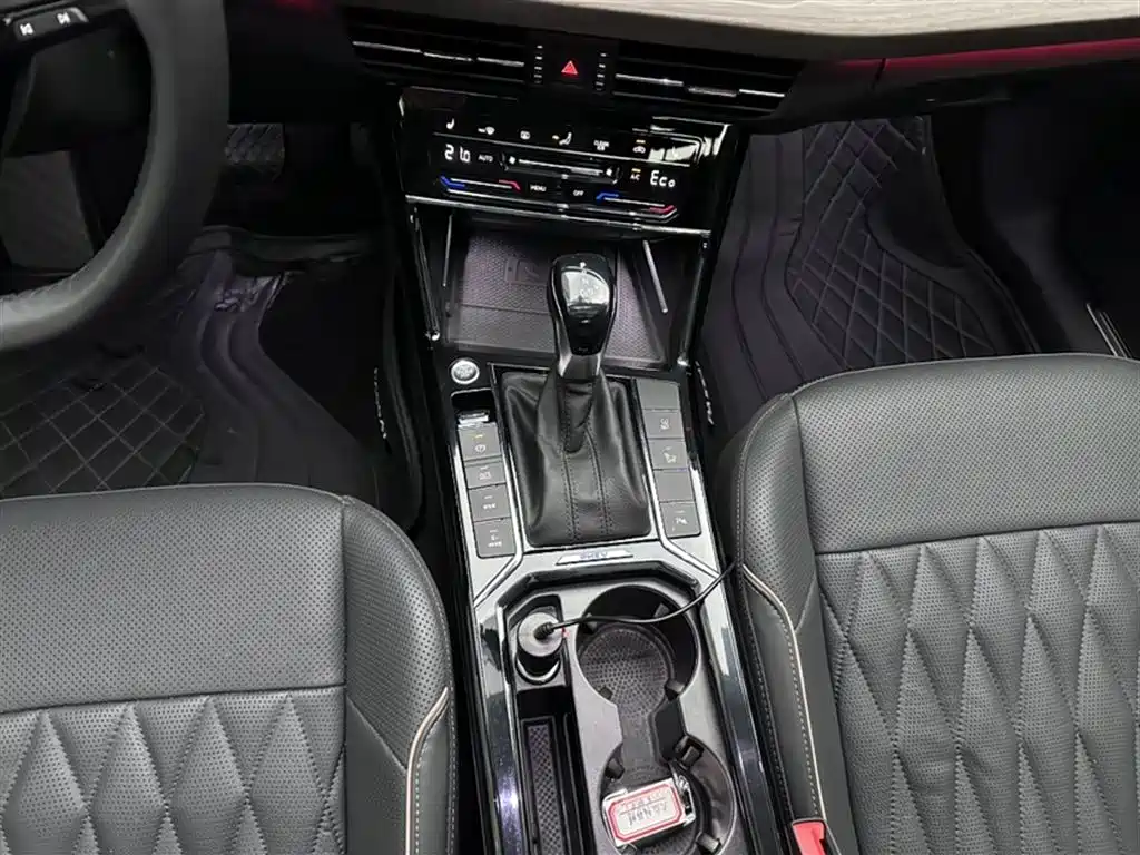Volkswagen Passat New Energy 2020 430PHEV Hybrid Luxury (China VI) фото 7
