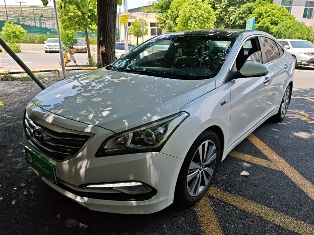Hyundai Mistra 2016 1.6T Automatic Smart GLS