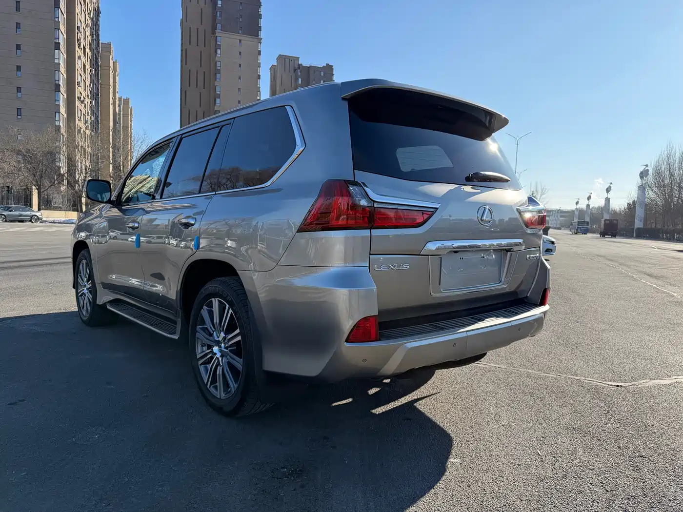 Lexus LX 2016 570 Luxury Premium Edition фото 4