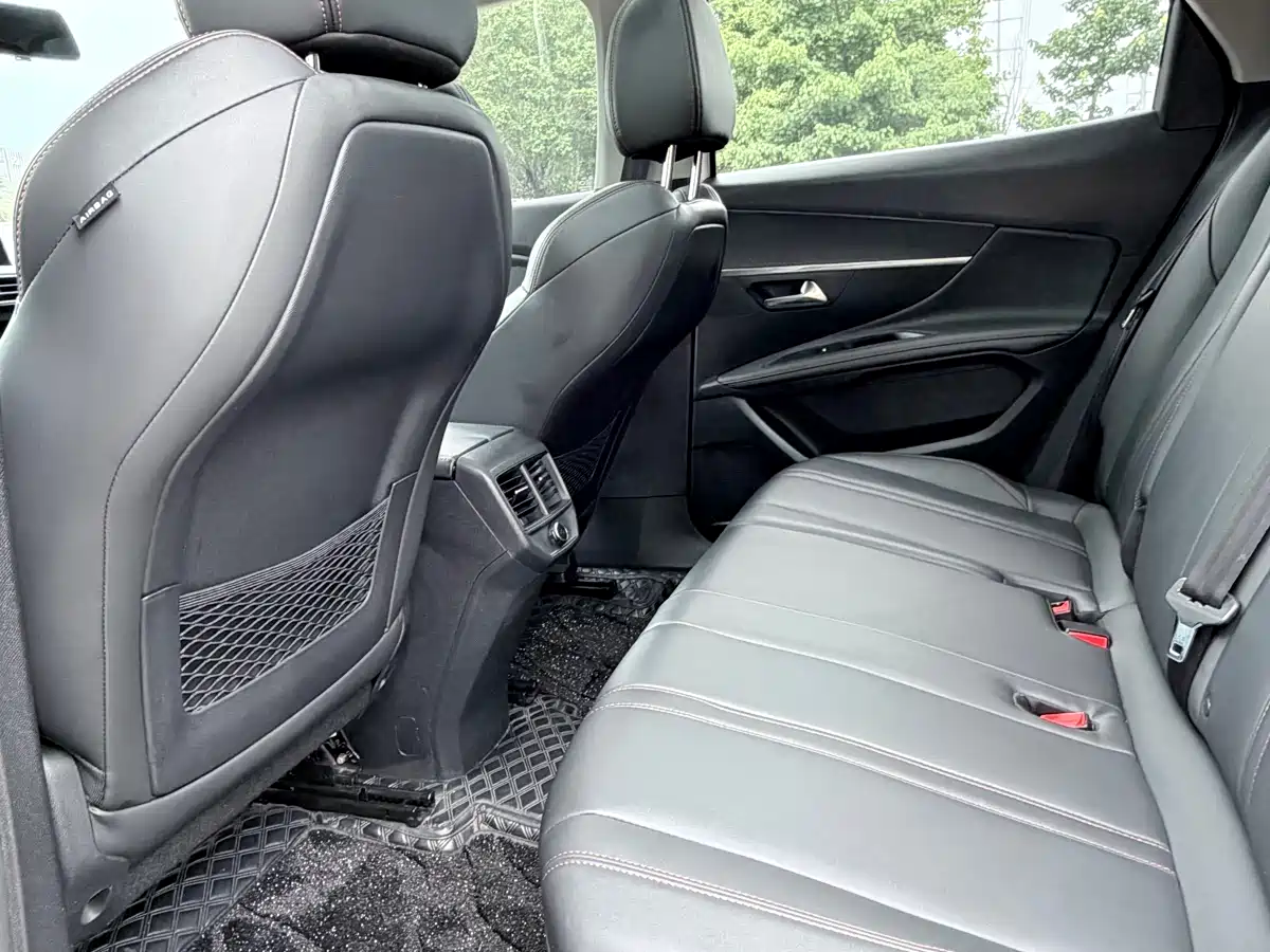 Фото 6 - Peugeot 4008