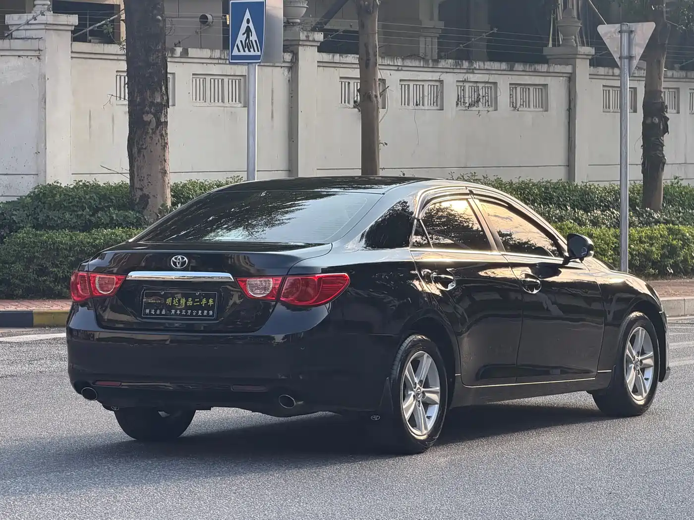 Toyota Reiz 2012 2.5V Grace Elite Styling Edition фото 12