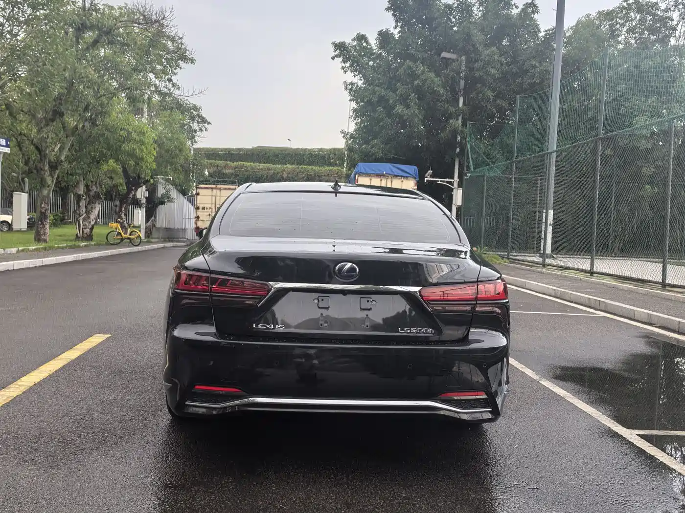 Lexus LS 2021 500h Luxury Edition фото 5