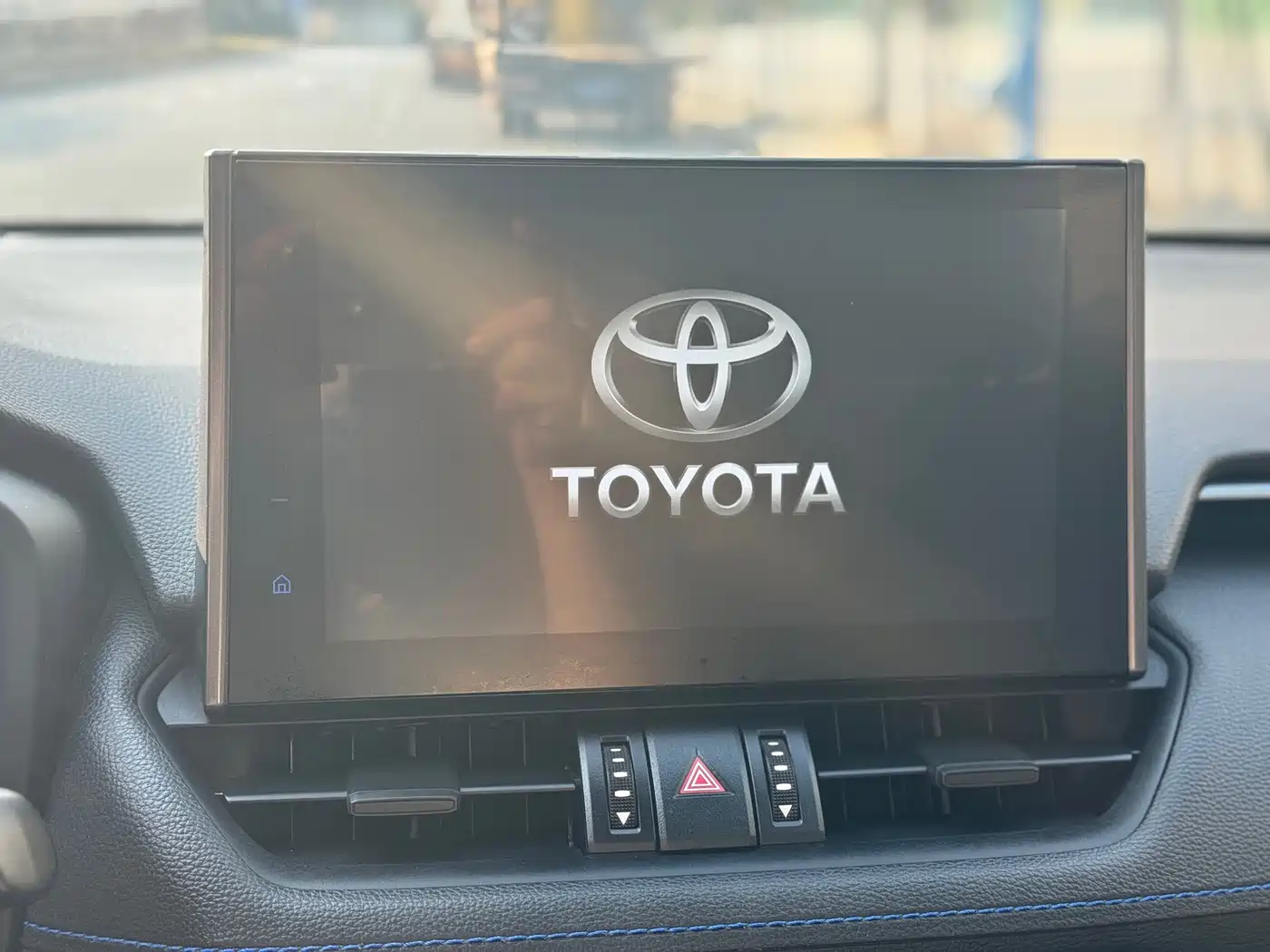 Toyota Wildlander 2020 2.0L CVT AWD Tech Edition фото 20