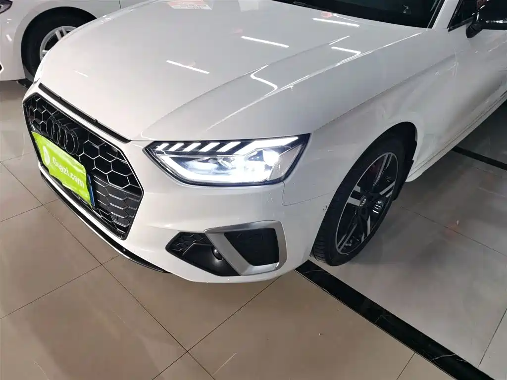 Audi A4L 2020 40 TFSI Luxury Dynamic фото 21
