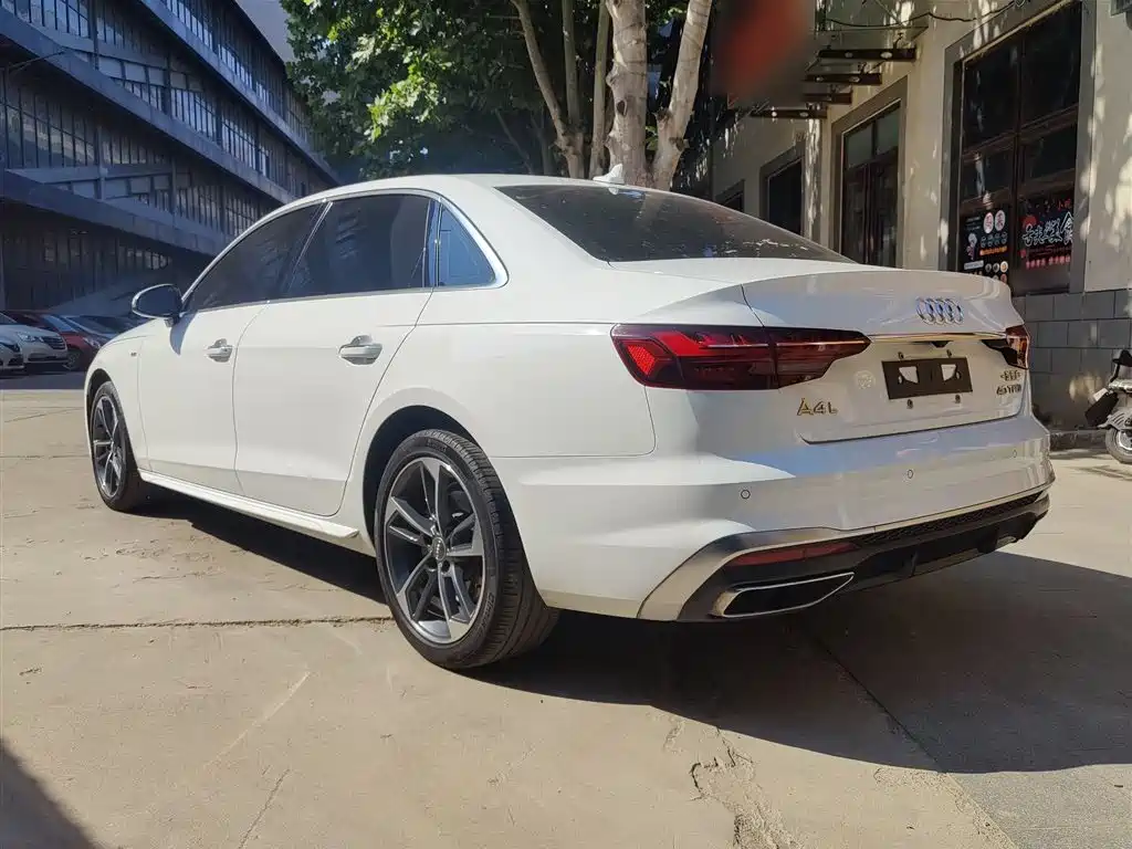 Audi A4L 2020 40 TFSI Fashion Dynamic Edition фото 8