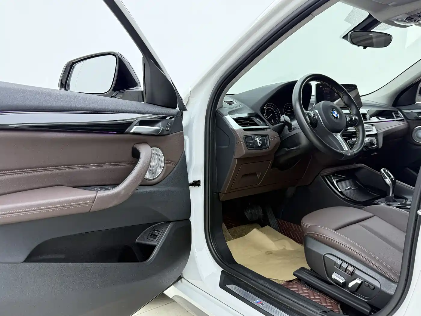 BMW X2 2023 sDrive25i M Sport Shadow Edition фото 4