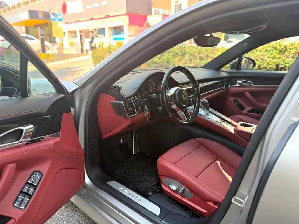 Porsche Panamera 2010 Panamera 3.6L фото 4