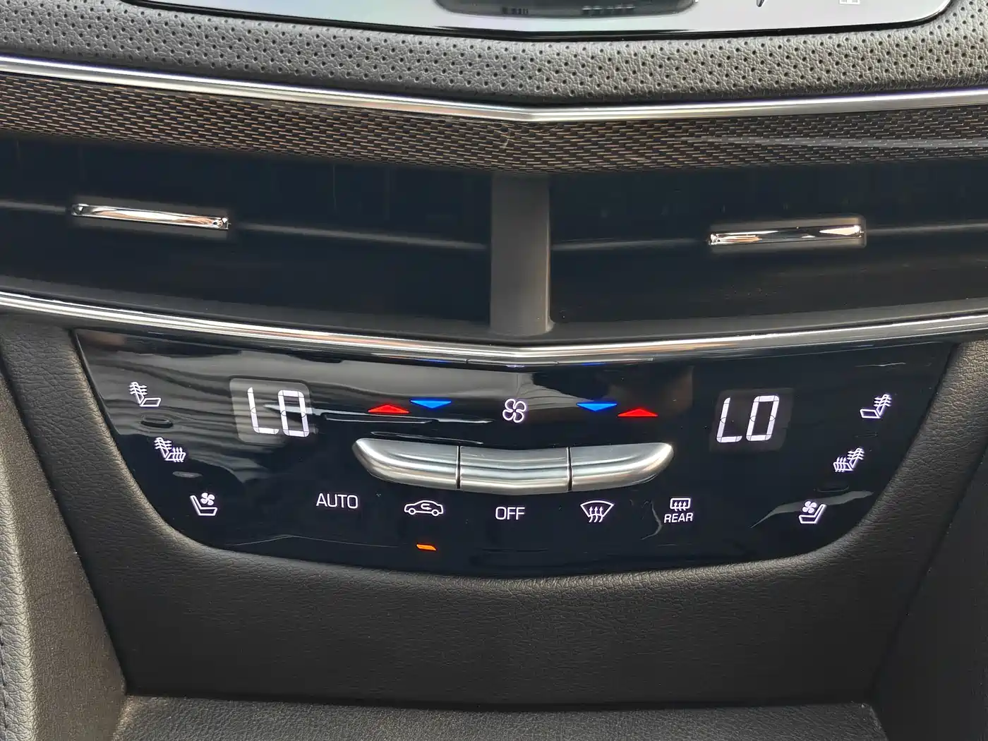 Cadillac CT6 2017 28T Luxury фото 22