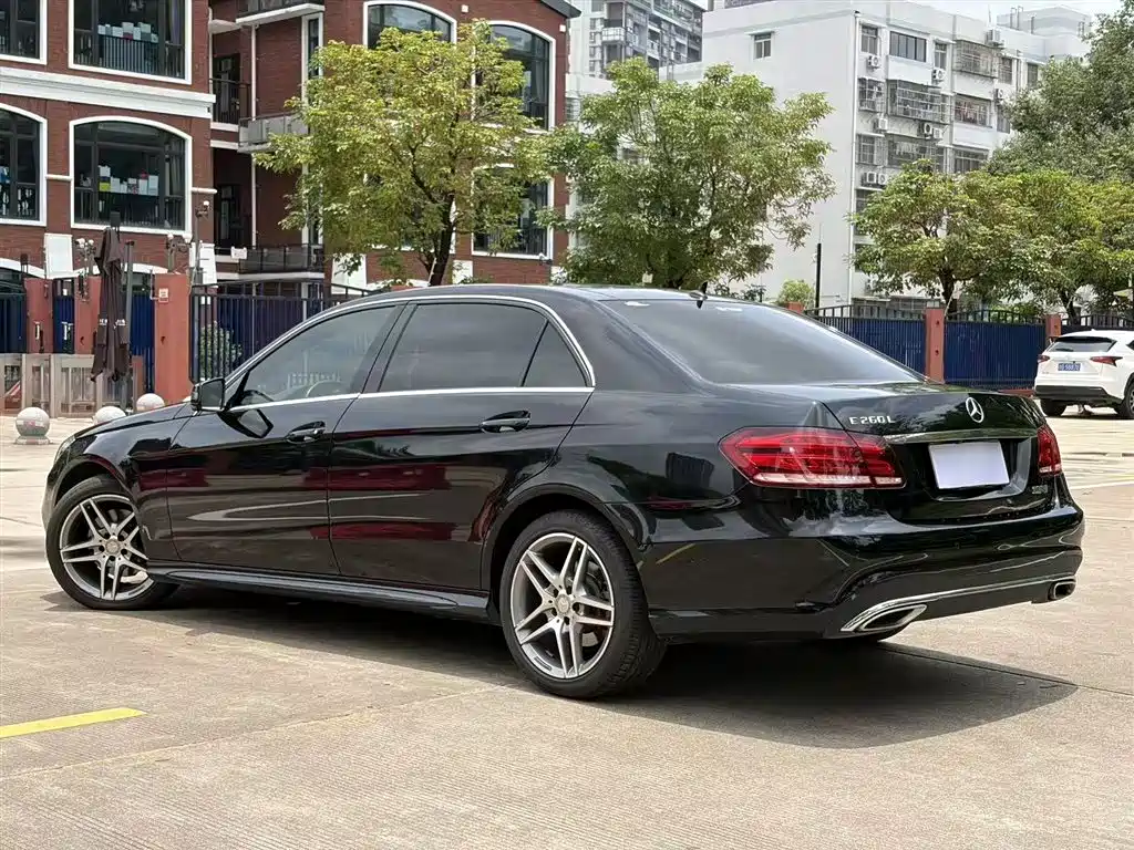 Mercedes-Benz E-Class 2015 Facelift E 260 L Sport Luxury фото 9
