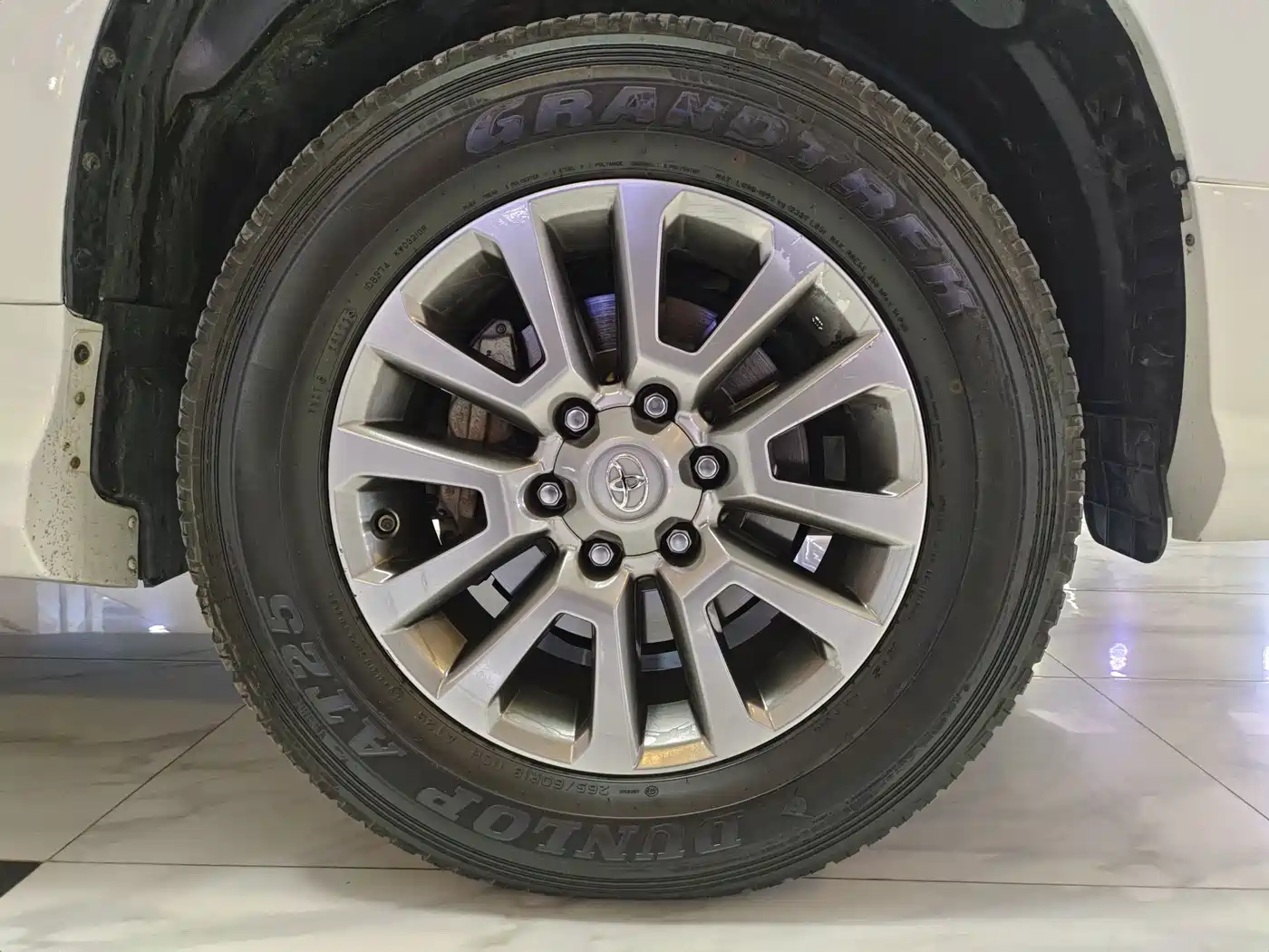 Toyota Prado 2019 3.5L Automatic TX-L Zunxiang Edition фото 20