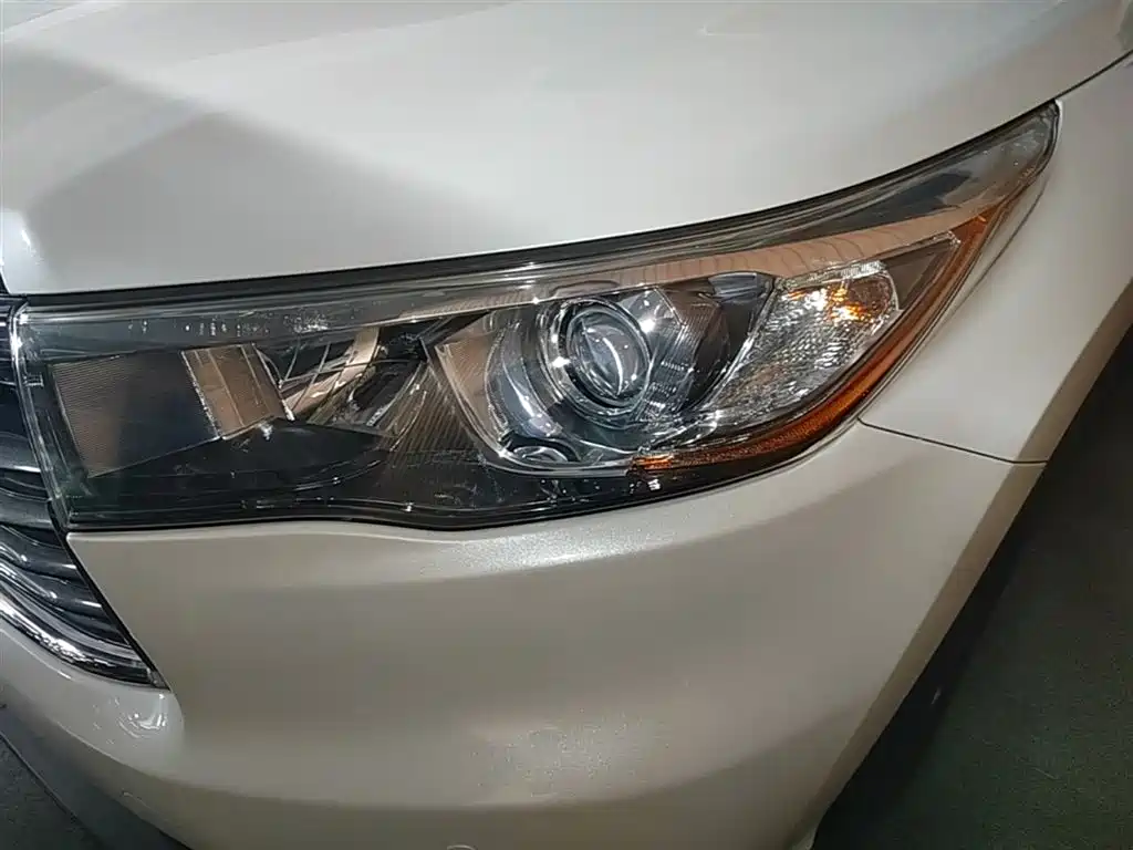 Toyota Highlander 2015 2.0T AWD Luxury Edition 7-seater фото 24