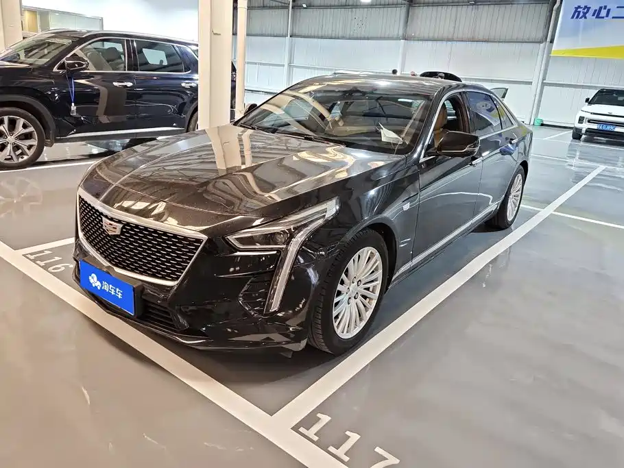 Фото 1 - Cadillac CT6