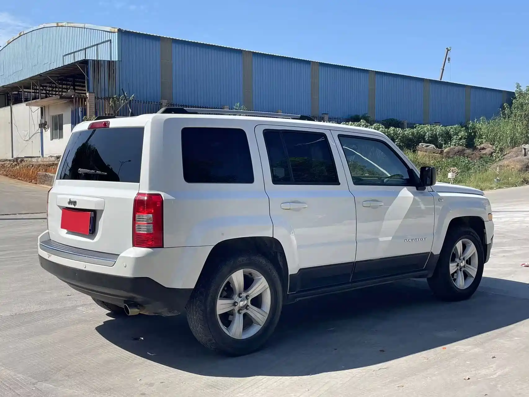 صورة 9 - Jeep Patriot