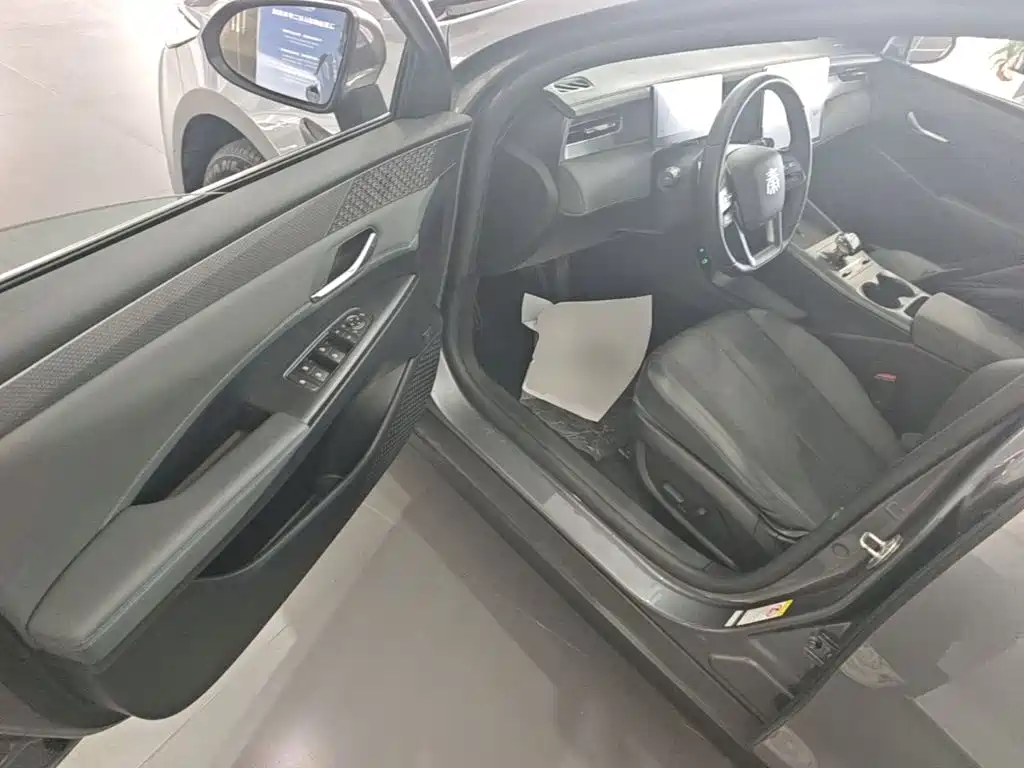 Фото 16 - BYD Qin PLUS