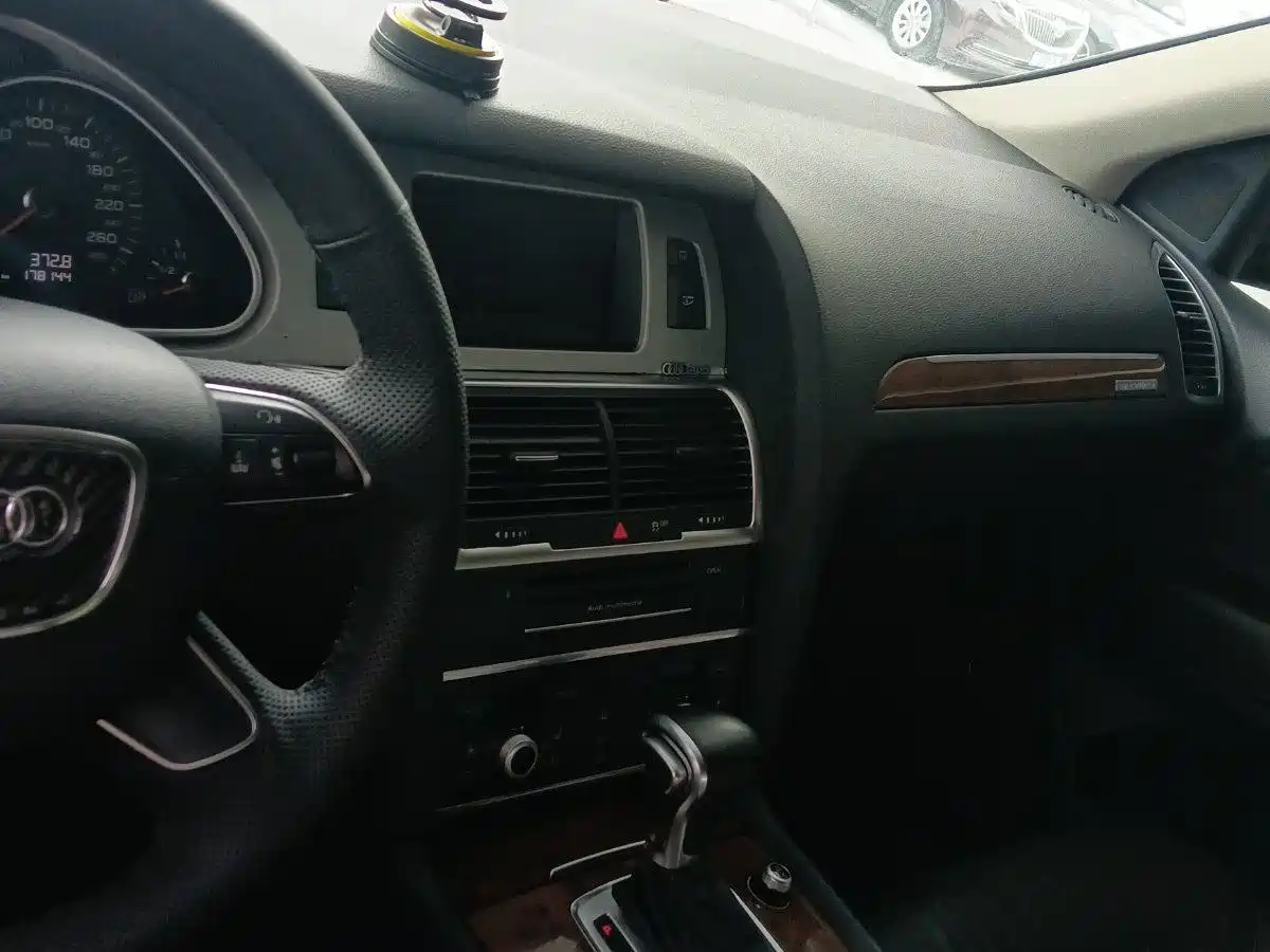 Audi Q7 2014 40 TFSI Off-road фото 6