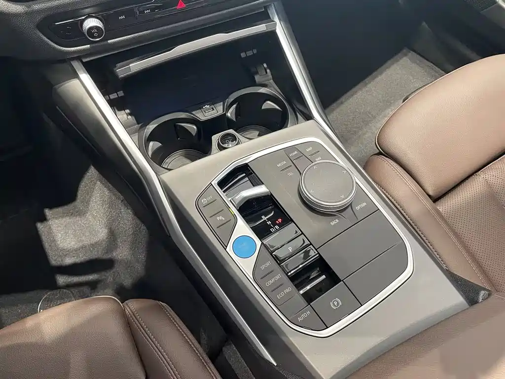 BMW i3 2025 2025 eDrive 35 L