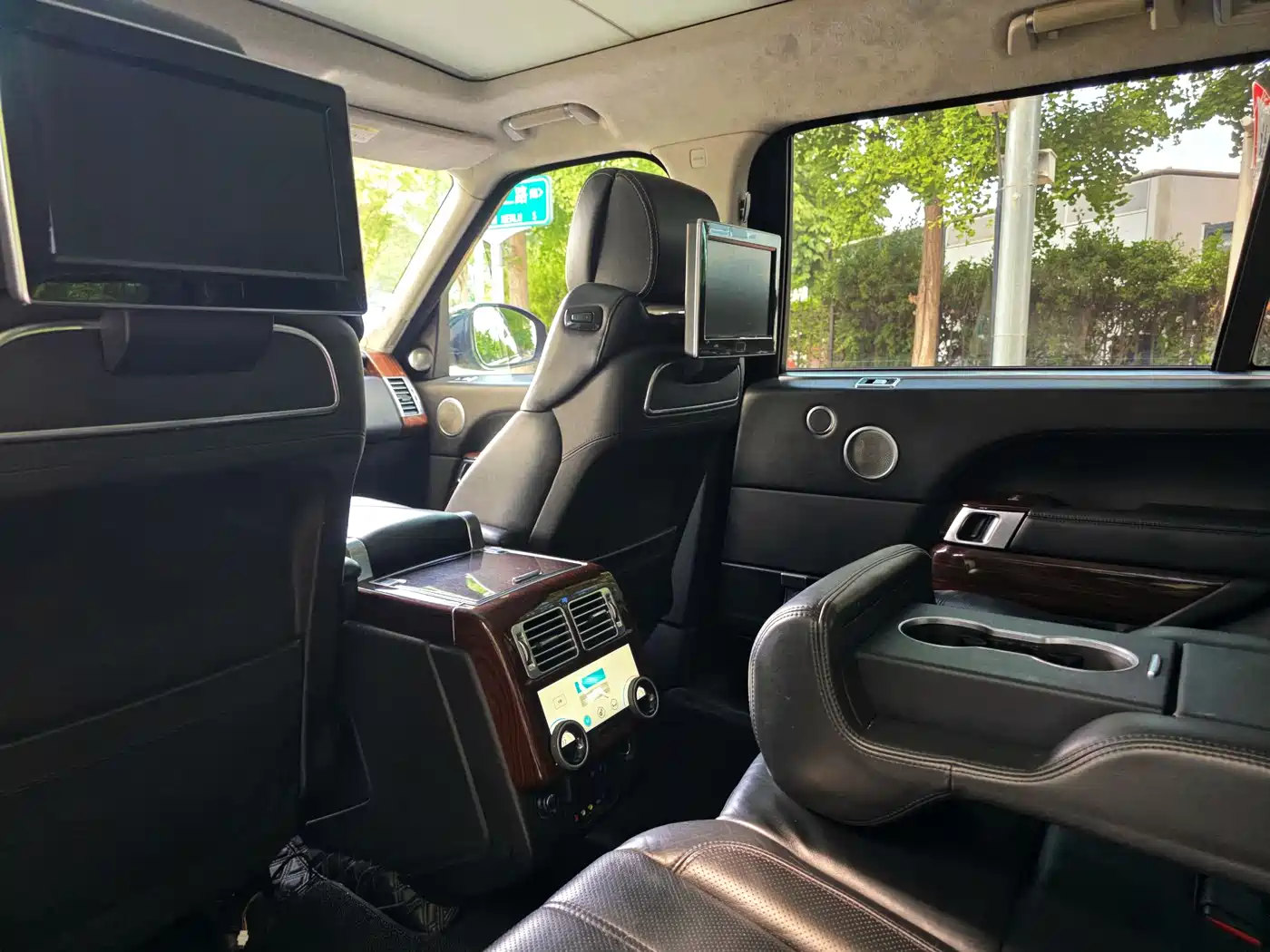 Land Rover Range Rover 2015 5.0 SC V8 AB Prestigious Genesis Extended Edition фото 16