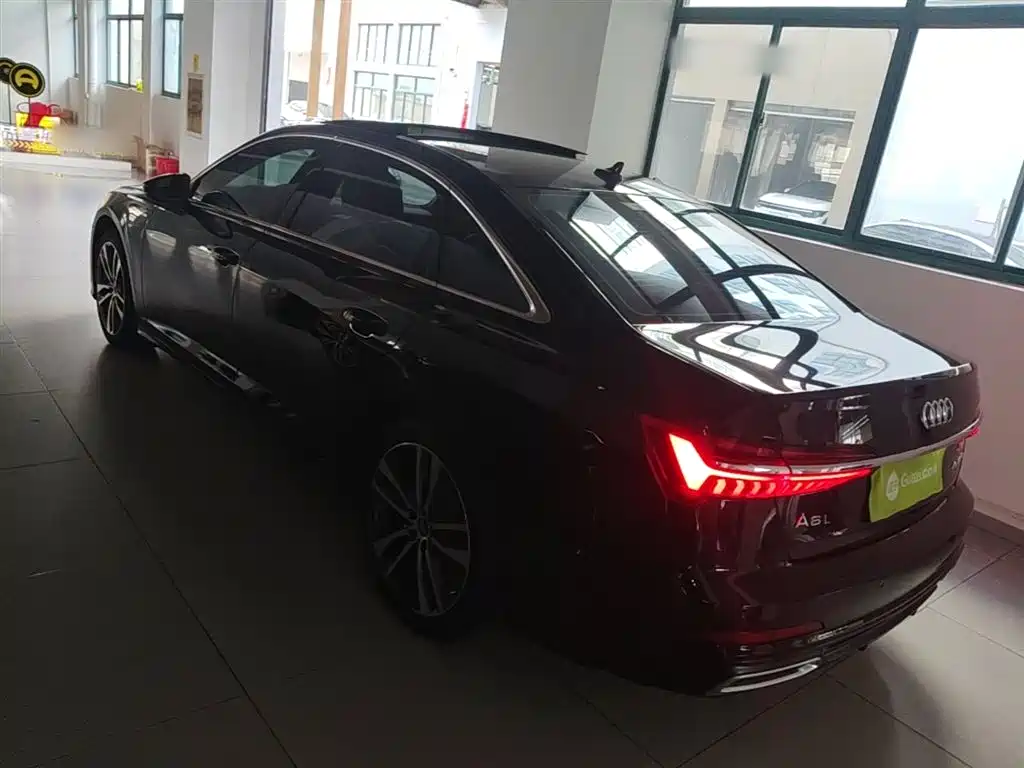 Audi A6L 2019 40 TFSI Luxury Dynamic фото 5