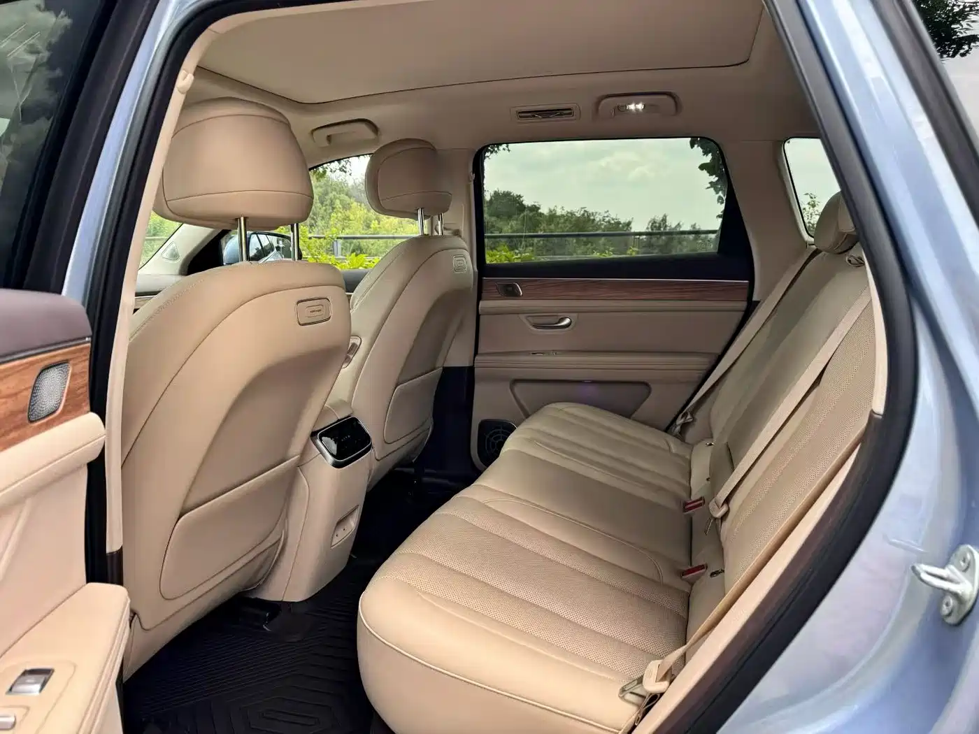 AITO Wenjie AITO M7 2024 1.5T Smart Drive 4WD Ultra 5-seater фото 5