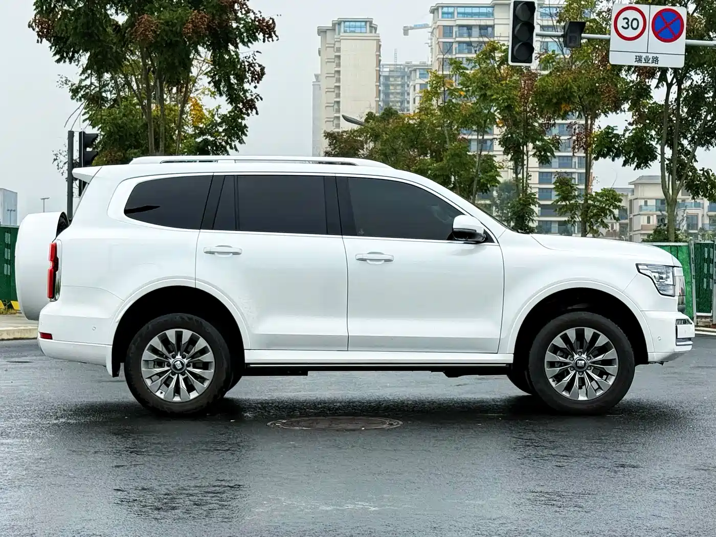 Tank 500 2023 3.0T Sport Edition (5-seater) фото 4