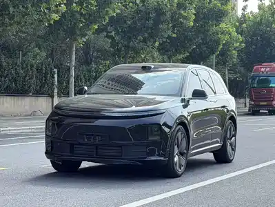 Li Auto L6