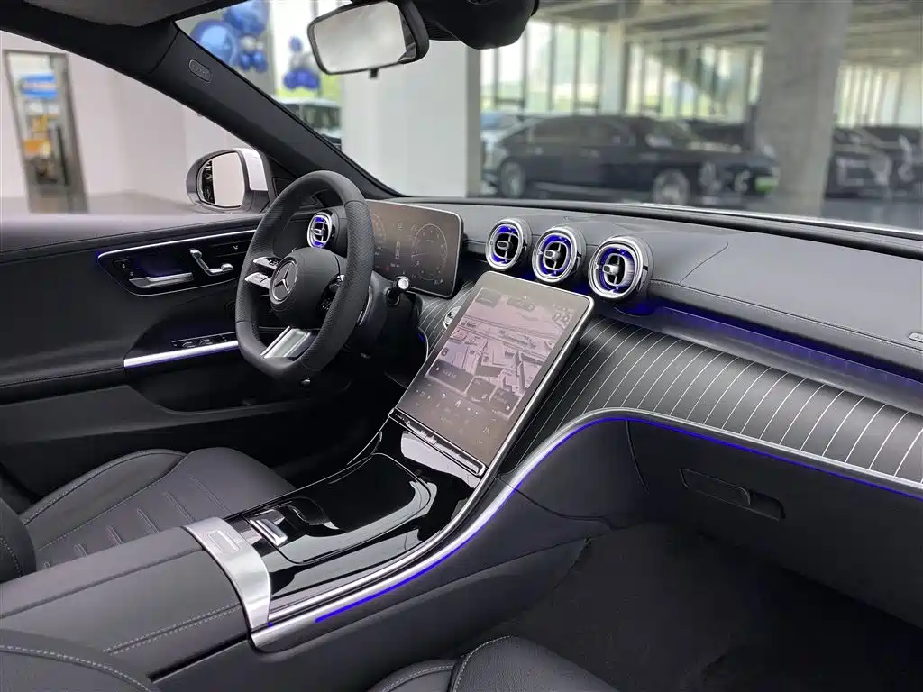 Mercedes-Benz C-Class 2023 Facelift C 260 L Sport Edition фото 8