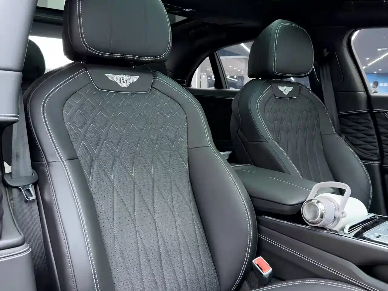 BENTLEY FLYING SPUR PLUG IN HYBRID