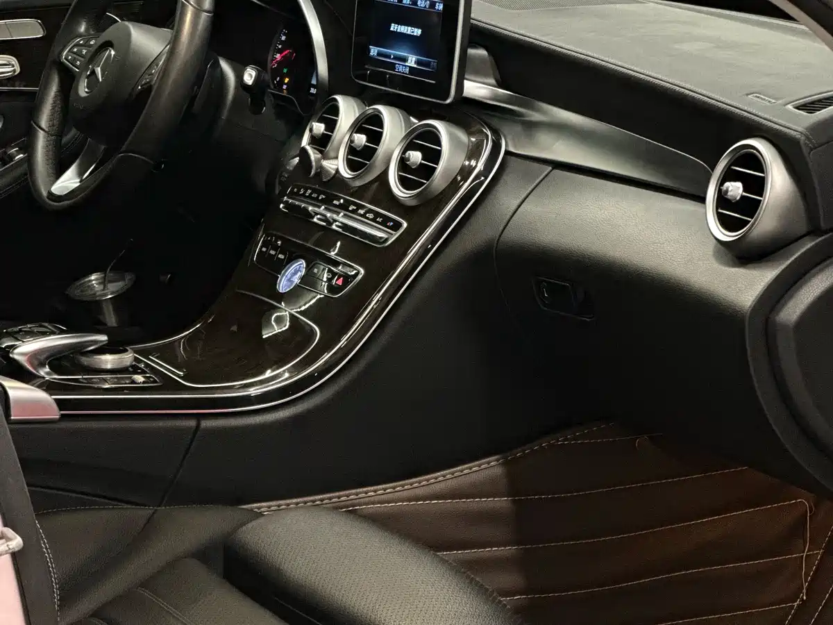 Mercedes-Benz C-Class 2015 C 200 L 4MATIC фото 30