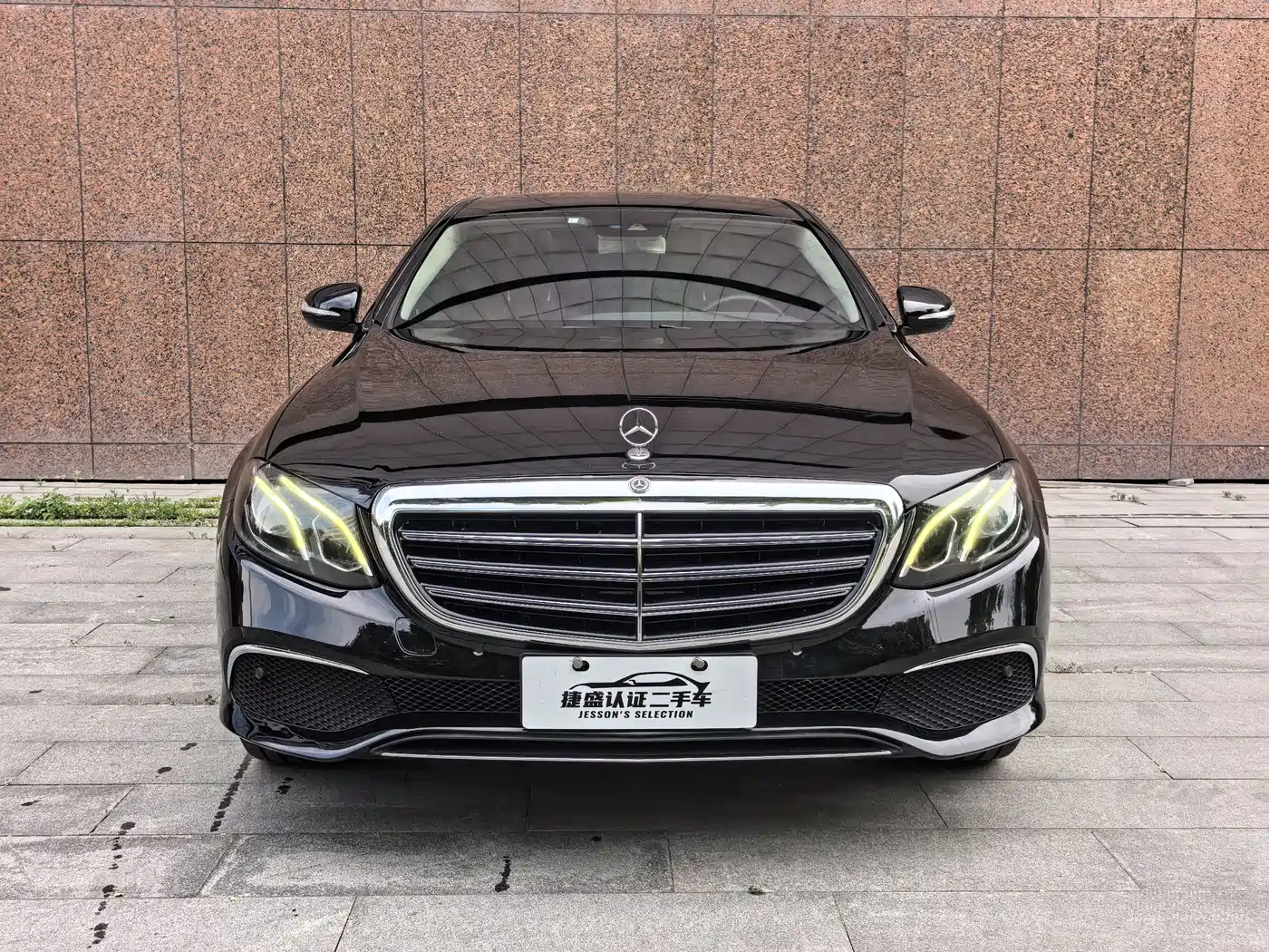 Mercedes-Benz E-Class 2016 E 300 L Sport Fashion Type фото 2