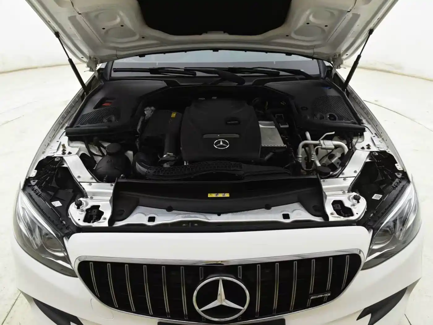 Mercedes-Benz E-Class (Import) 2017 E 300 Coupe фото 17