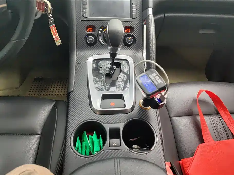 Peugeot 3008 2013 2.0L Automatic Trend Edition фото 16